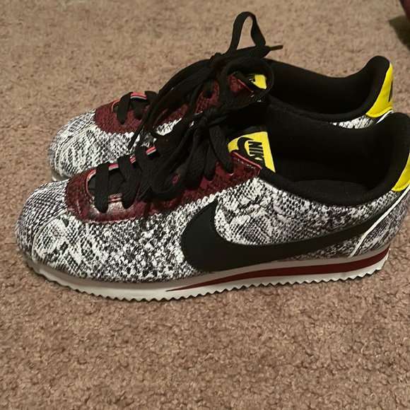 Nike | Shoes | Nike Snakeskin Cortez 
